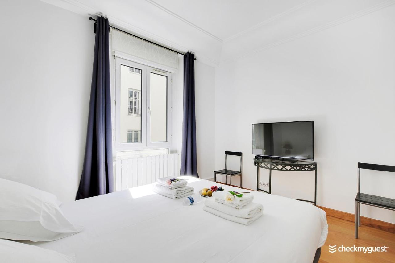 Fancy Apartment - 2Br-6P - Gare De L'Est Parijs Buitenkant foto