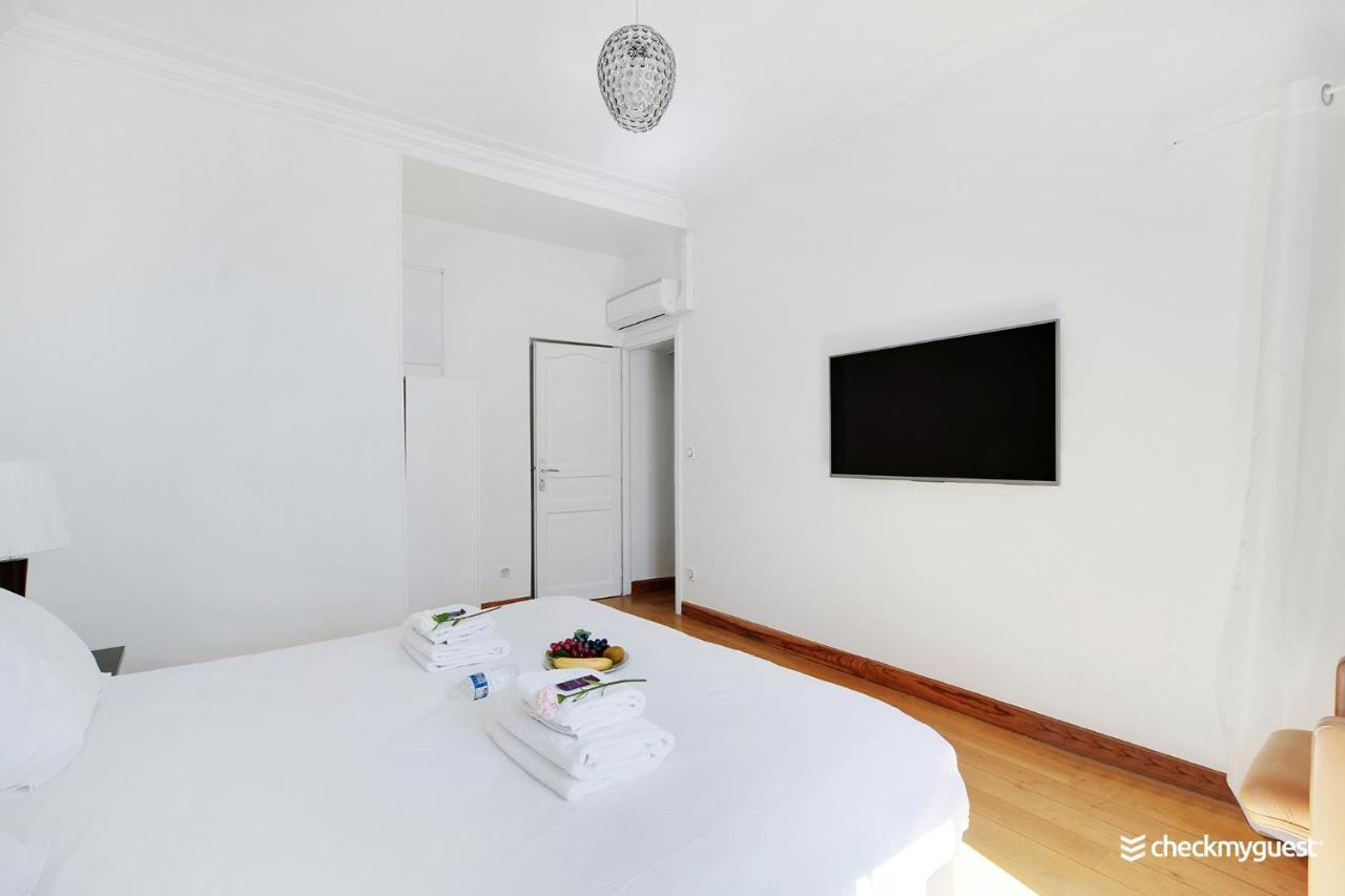 Fancy Apartment - 2Br-6P - Gare De L'Est Parijs Buitenkant foto